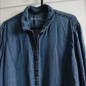 GAP 1969 Lightweight Button Denim Shirt